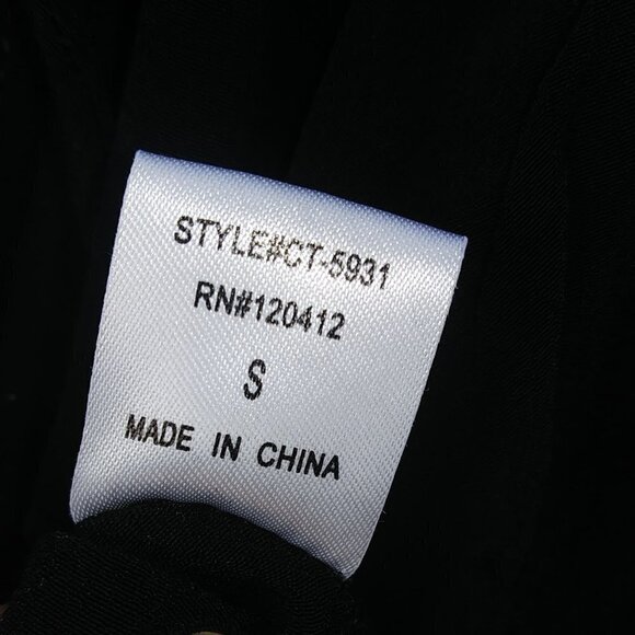 Brandy Melville Black V-Neck Crop Top - Women's - S - Picture 8 of 13